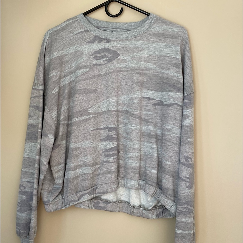z supply camo pullover